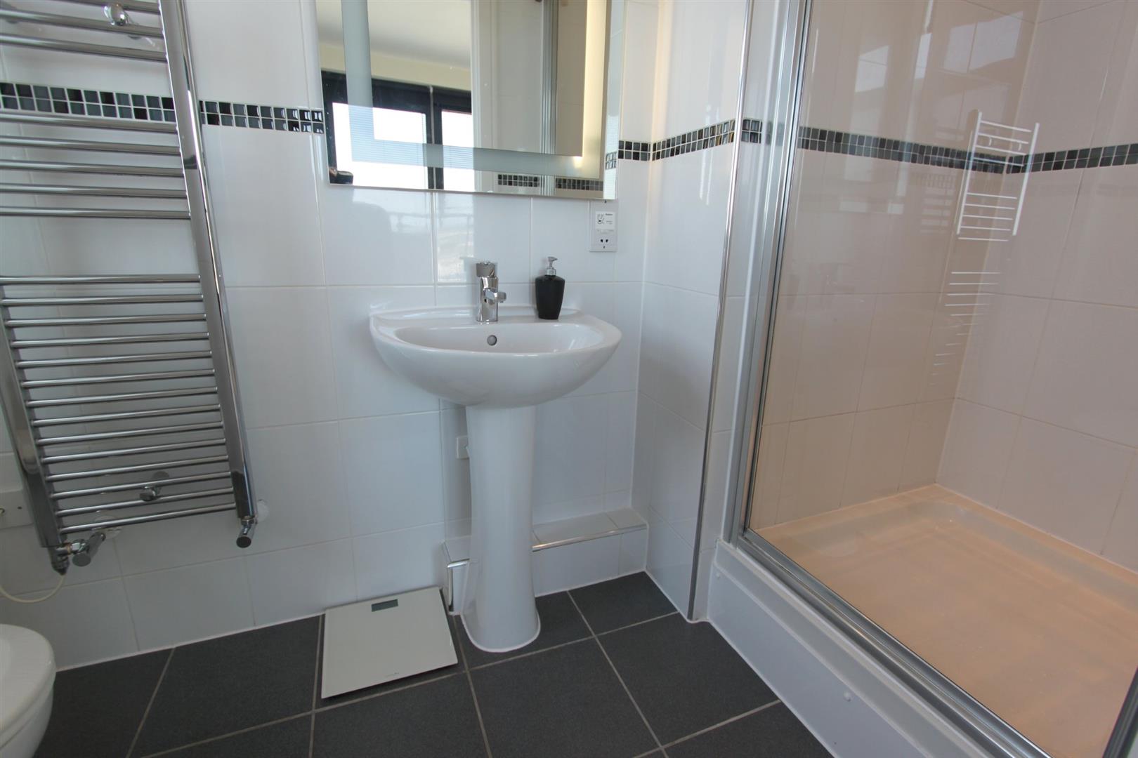 sXWvm4av-EiAIXgk0KYJQvNnPv4